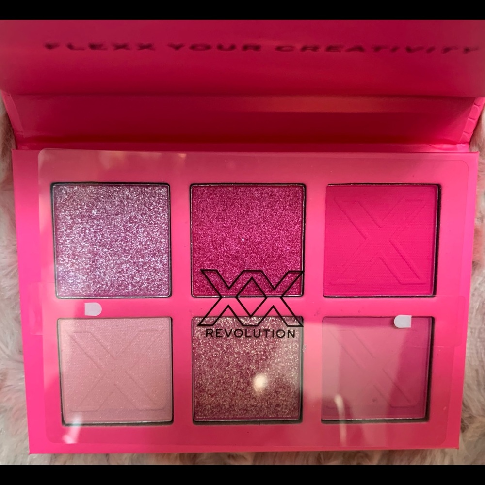 XX Revolution Britney 6-Pan Eyeshadow Palette